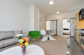 Гостиница MCentral Apartments Manukau  Оклэнд